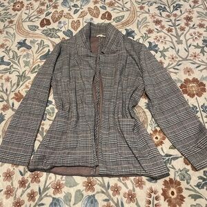 Elegant Women's Checkered Blazer